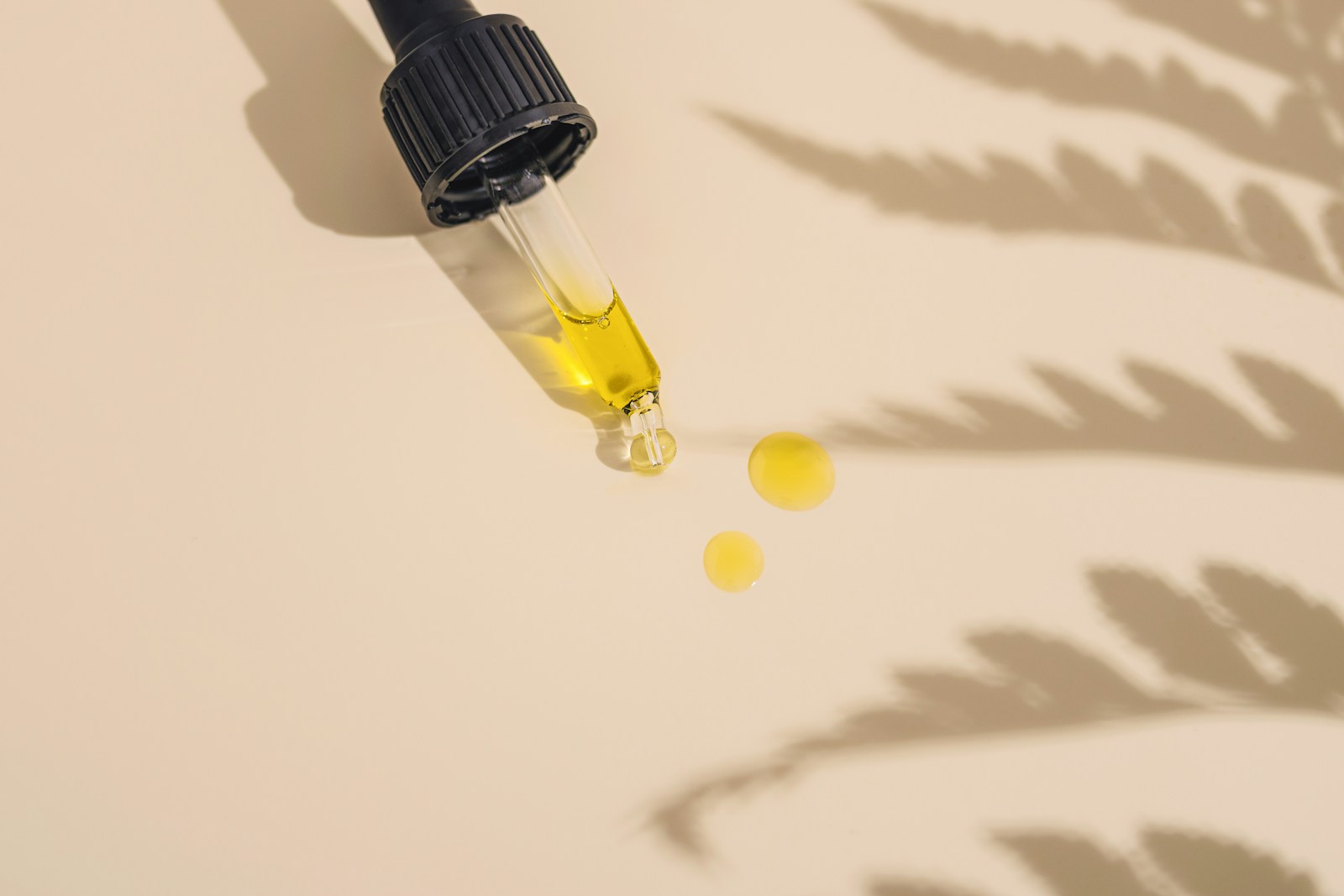 Glow Up: The Ultimate Guide to a Self-Care Routine for Radiant Skin