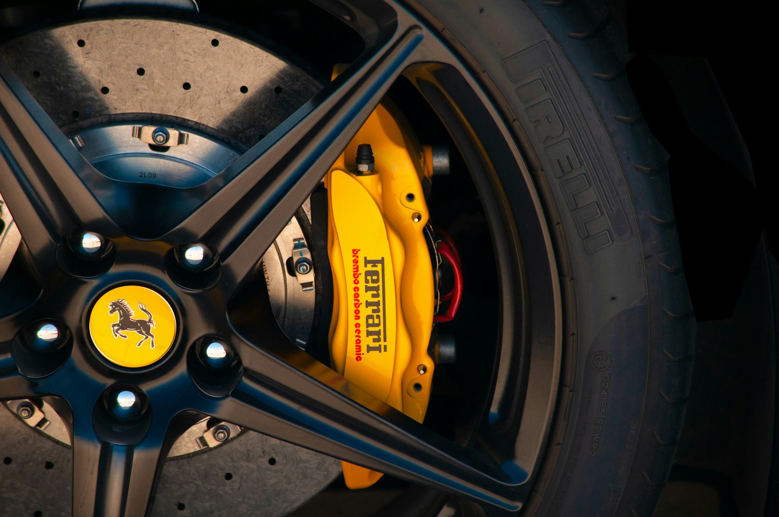 Transform Your Car’s Look: Pro Secrets to Painting Brake Calipers at Home!