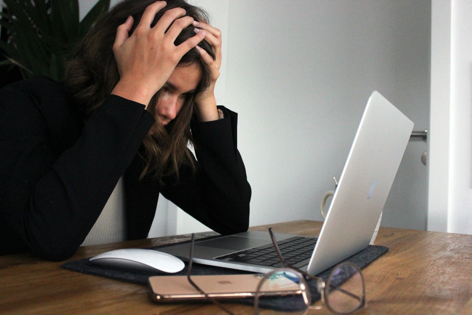 Feeling Overwhelmed? Stress Signals Psychologists Say You Shouldn’t Ignore